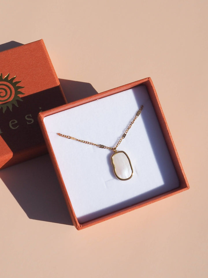 Mother of Pearl Crescent Moon Necklace 18K Gold