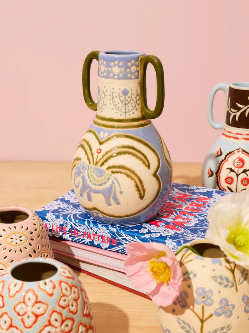 SAMIRA VASE ELEPHANT