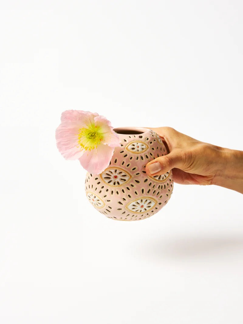 POLLEN VASE PINK EYES