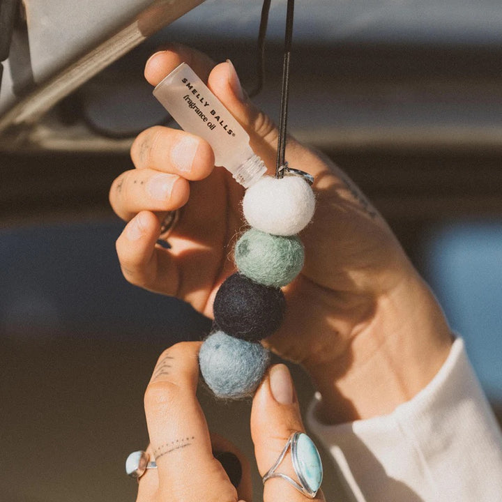 Gifting Set - Cove Smelly Balls With Coastal Drift Fragrance