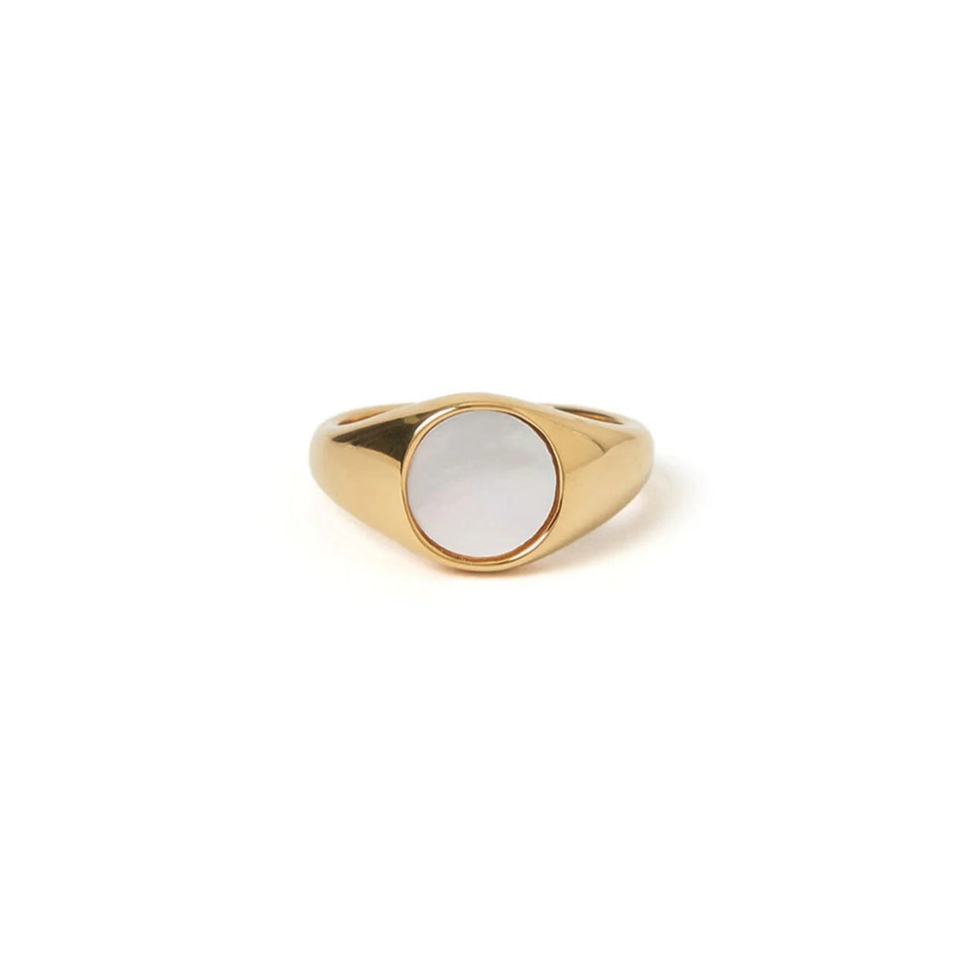 AMIRA GOLD AND PEARL RING